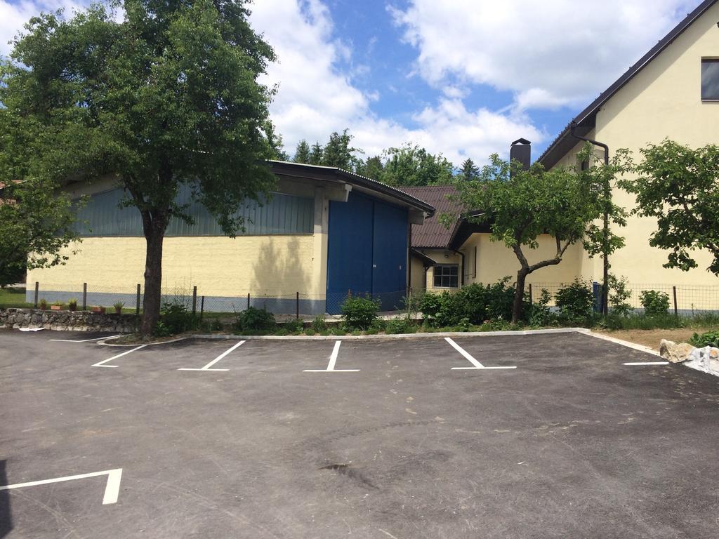 Hotel Gostilna Turk Hotedrsica Zewnętrze zdjęcie